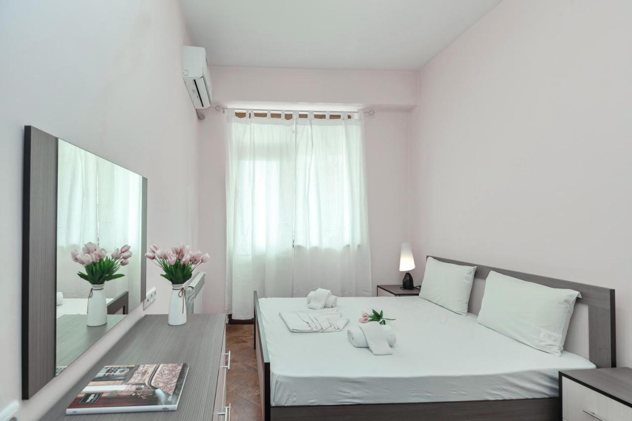 Stay Inn Apartments On Amiryan 4-6 Ereván Exterior foto